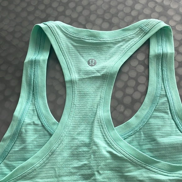Lululemon racerback tank top - like new - Picture 3 of 3